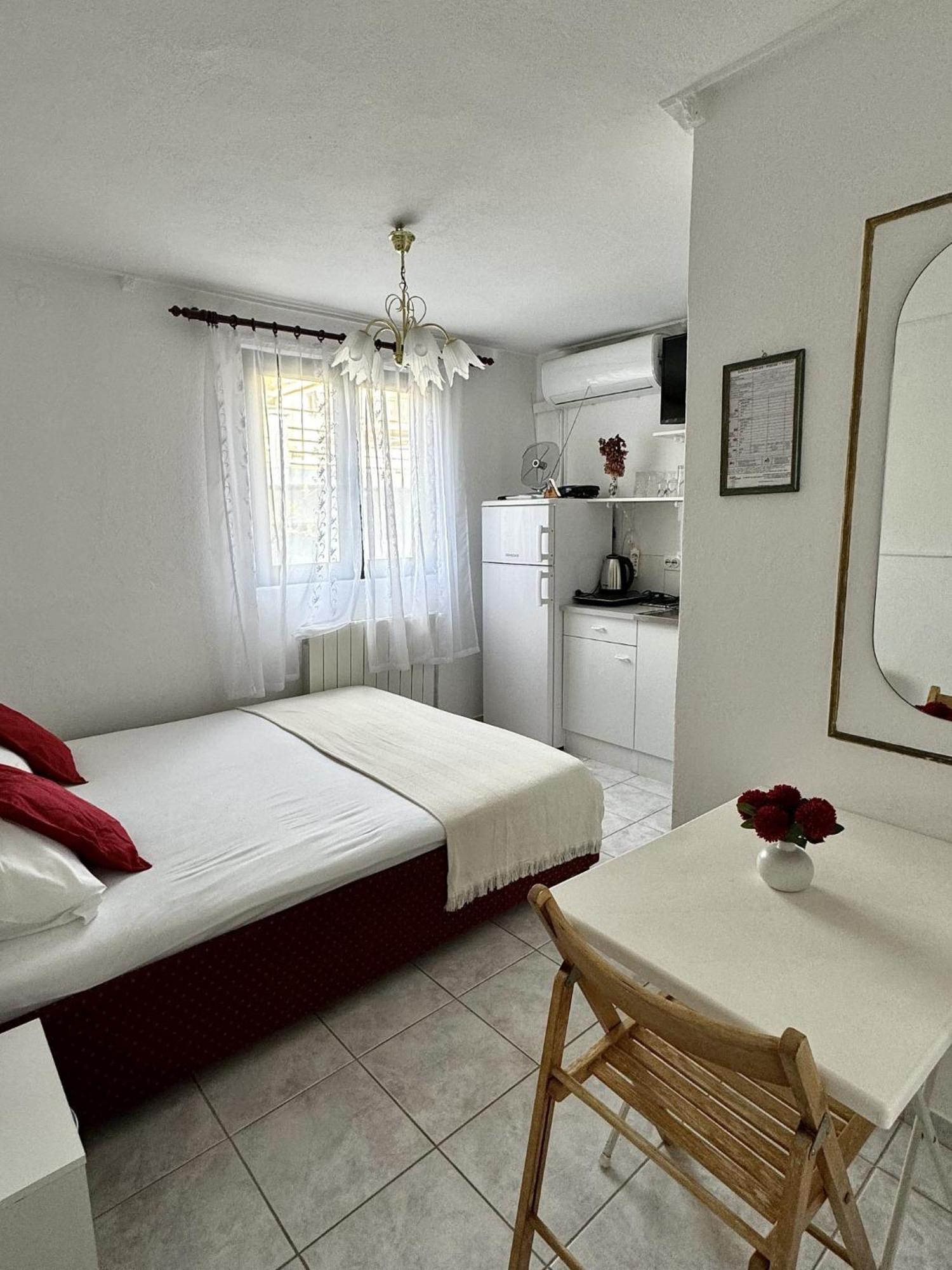 Apartments And Room Makaj Basina Екстер'єр фото