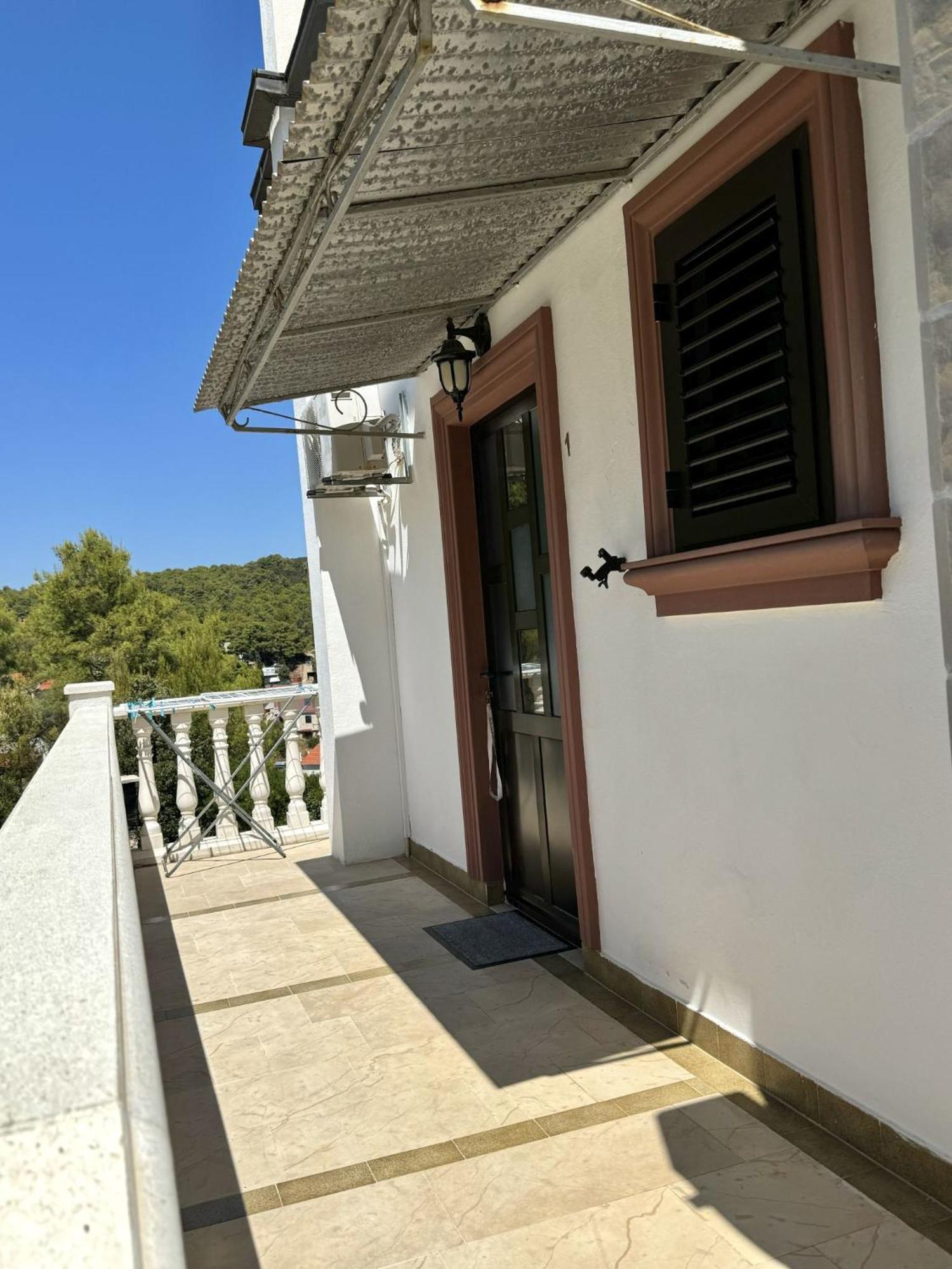 Apartments And Room Makaj Basina Екстер'єр фото