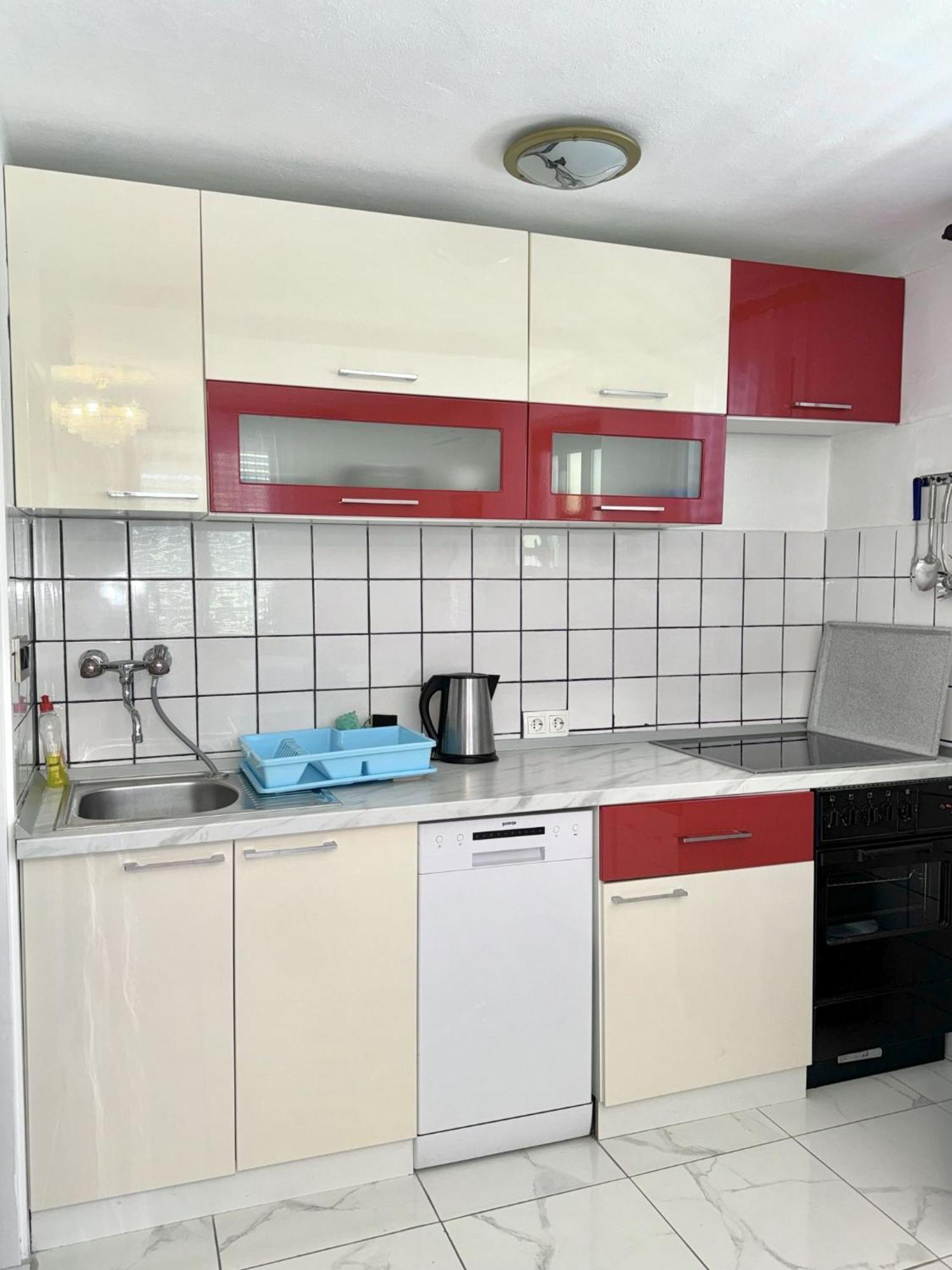 Apartments And Room Makaj Basina Екстер'єр фото